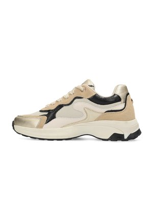 Beige, schwarze und weiße klobige Sneaker mit Mesh-, Wildleder- und Ledertexturen, Schnürverschluss und dicker zweifarbiger Sohle.