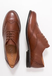 Caprice LACE-UP - Lace-ups - cognac