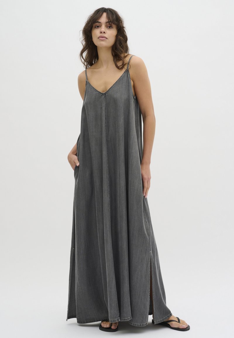 My Essential Wardrobe NELLYMW STRAP - Robe longue - medium grey wash ...