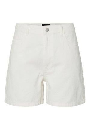 Hvite denimshorts med knappelukking foran, beltehemper og sidelommer, vist mot en ensfarget hvit bakgrunn.