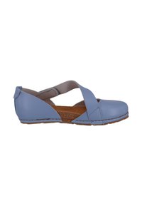 Blaue Lederschuhe mit einem Kreuzriemendesign und einer runden Zehenpartie. Korkinnensohle und braune Außensohle mit sichtbaren Nähdetails.