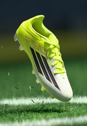 Football boots artificial grass - team solar yellow 2/core black/lucid red