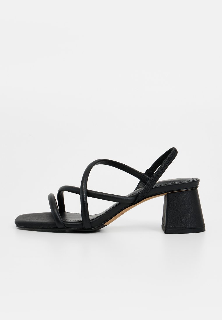 Sandalias