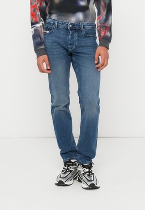 LARKEE BEEX - Straight leg jeans - 01