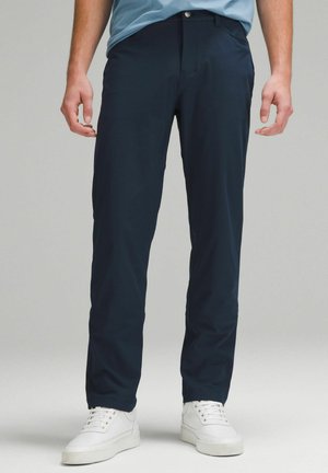 lululemon ABC CLASSIC 81CM - Broek - true navy