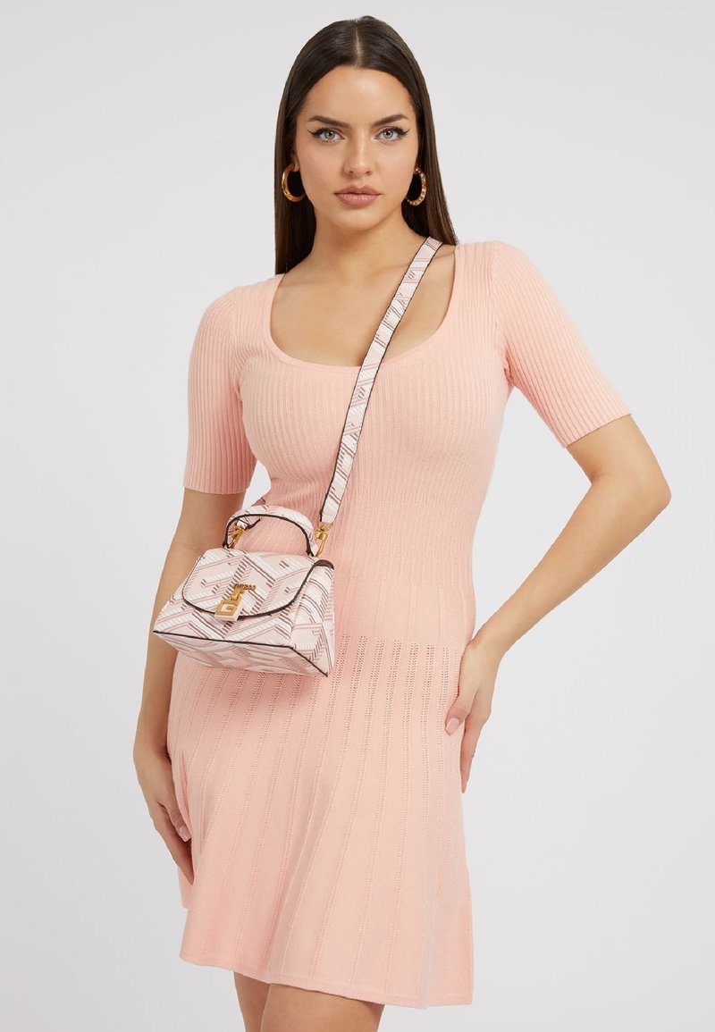 Guess MONTREAL G CUBE Across body bag hellrose/light pink Zalando.ie