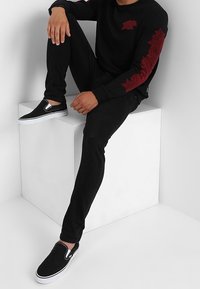 YOURTURN Sudadera - black