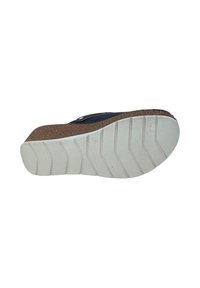 Sandal nera a infradito con plantare in sughero e suola in gomma bianca caratterizzata da profonde scanalature per un'ottima aderenza. Materiale superiore liscio con un design semplice.