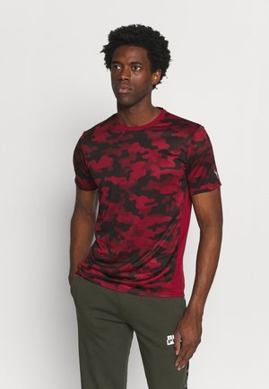 RUN GRAPHIC TEE - Triko s potiskem - intense red/black