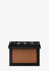 NARS LIGHT REFLECTING SETTING POWDER - PRESSED - Pudder - sable