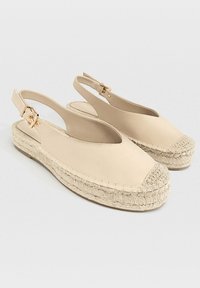 Stradivarius Baleriny
