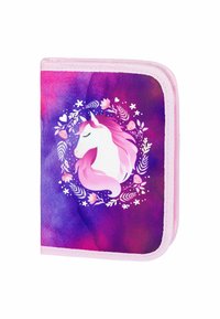 Peníze s uzávěrem s pozadím v růžovo-fialovém gradientu. Design zahrnuje jednorožce obklopeného květinovými prvky a srdíčky.