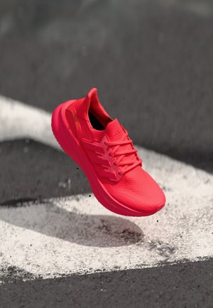 ULTRABOOST 5 - Obuwie do biegania treningowe