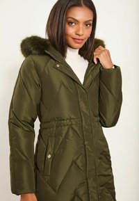 Lipsy SHOWER RESISTANT QUILTED PADDED - REGULAR FIT - Zimný kabát - khaki green