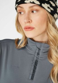 Protest FABRIZ - Longsleeve - manatee