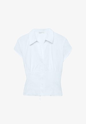 Hvid kortærmet, knappet bluse med spidst krave og indsamlet taljedetalje, designet til en tætsiddende silhuet.