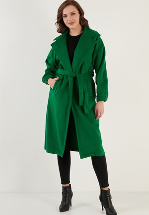 LOOSE FIT - Cappotto classico - benetton color