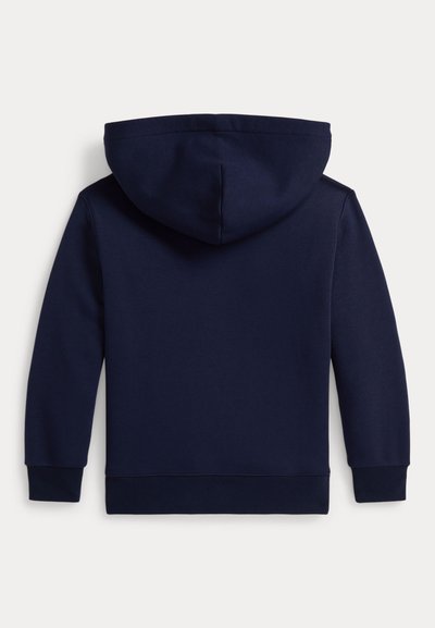 Felpa con cappuccio blu navy a maniche lunghe con polsini e orlo a coste, vista da dietro su sfondo bianco.