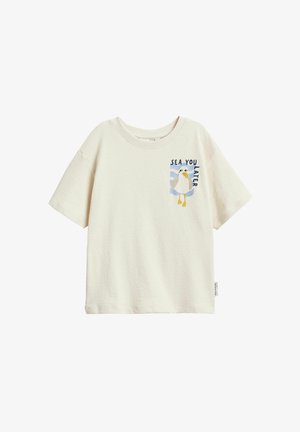 Cremefarbenes T-Shirt mit kurzen Ärmeln, Möwengrafik und dem Schriftzug „SEA YOU LATER“ auf der oberen linken Brust.