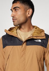 The North Face M ANTORA JACKET - Hardshell-jope - utility brown/black