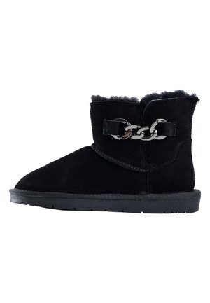 Winter boots - black