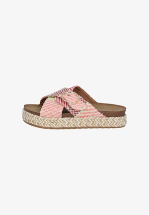 Infradito in tessuto intrecciato rosa e crema, con design a fascia incrociata, fibbia metallica e suola in corda.