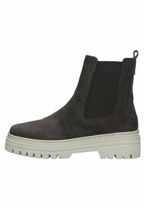 Graue Wildleder-Stiefelette mit elastischen Seitenpaneelen, einer dicken weißen Gummisohle und Nahtdetails entlang der Kante. Strukturierte Oberfläche mit minimalen Akzenten.