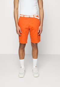 Pier One Rövidnadrágok - orange