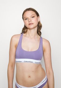 Calvin Klein Underwear UNLINED BRALETTE ICON COTTON MODAL - Formujúca podprsenka - splash of grape