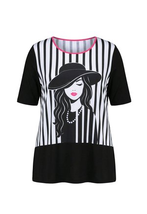 Černobílý krátký rukáv s vertikálními pruhy, zdobený grafikou ženy v klobouku s růžovou rtěnkou a růžovým lemováním u krku.