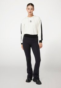 Guess Felpa con cappuccio - creme