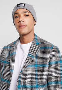 The North Face TNF LOGO BOX CUFFED  - Beanie - medium grey heather