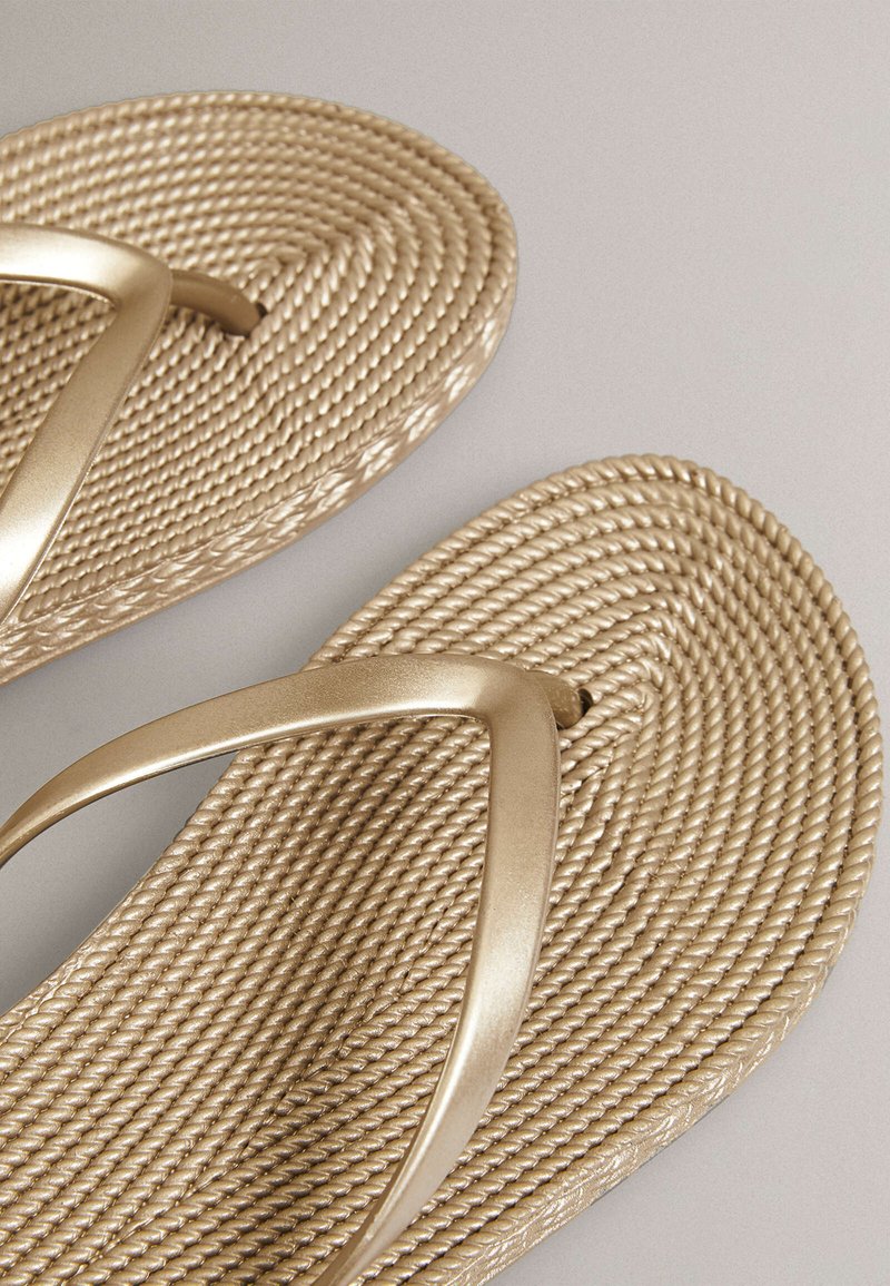Damen Zehentrenner | OYSHO Zehentrenner gold/goldfarben - LM61380 Damen Zehentrenner | OYSHO Zehentrenner gold/goldfarben - LM61380