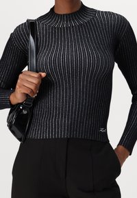 KARL LAGERFELD Sweter