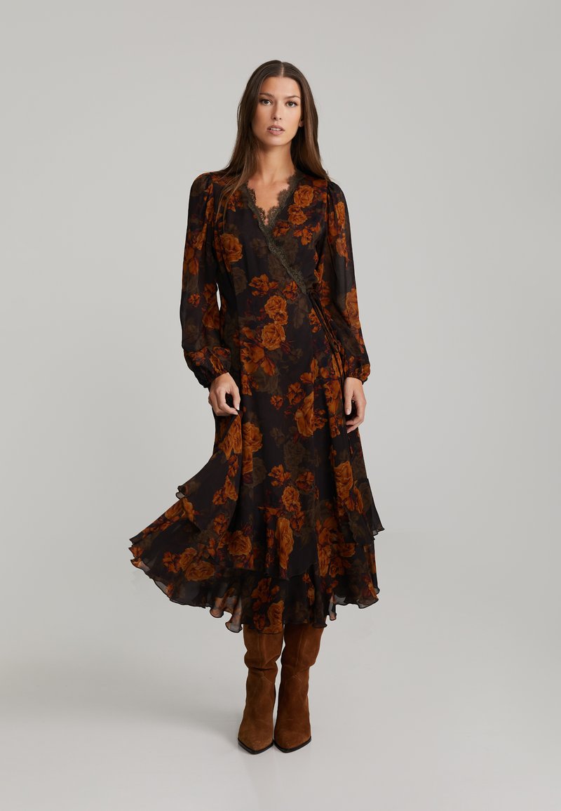 ANDIATA GISLA - Juhlamekko - black/apricot