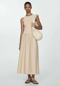 Mango Abito in maglia - sand