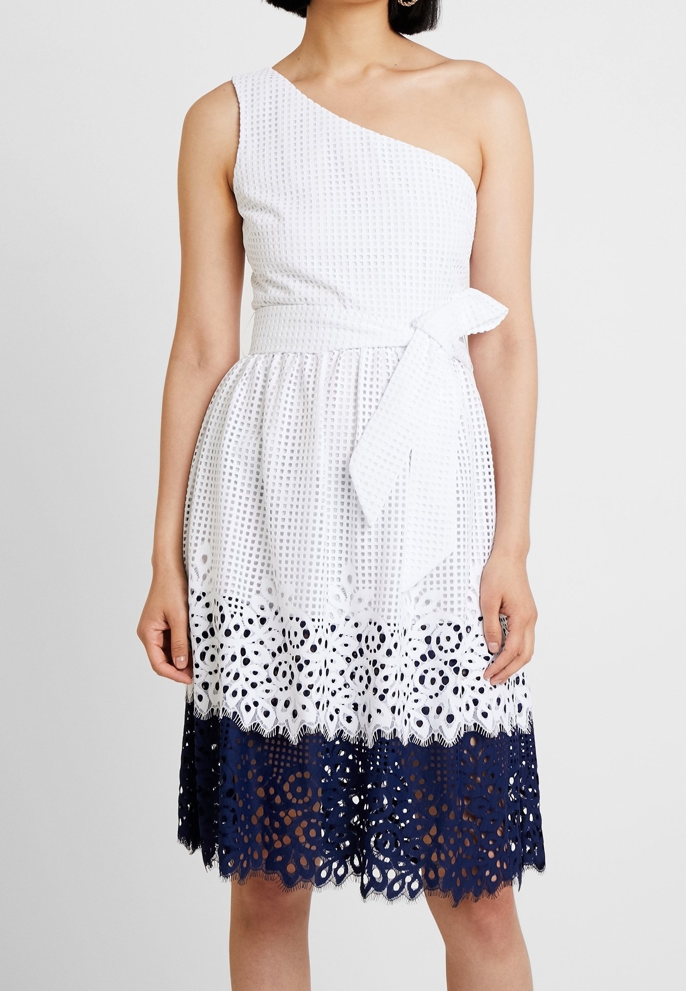 vintage lace short dress 1960s White Floral Lace Mini Wedding Dress, sz. S main image 1