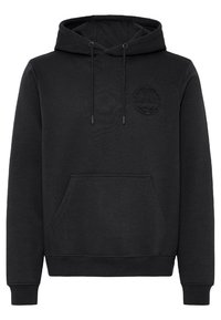 Juodas gobtuvu megztinis, pagamintas iš minkštos medžiagos, su kengūros kišene, virvutėmis reguliuojamu gobtuvu ir iškilniu logotipu krūtinėje.