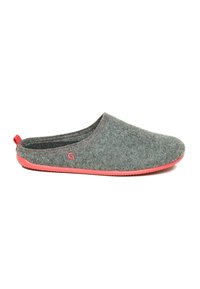 Unselected, grey raspberry
