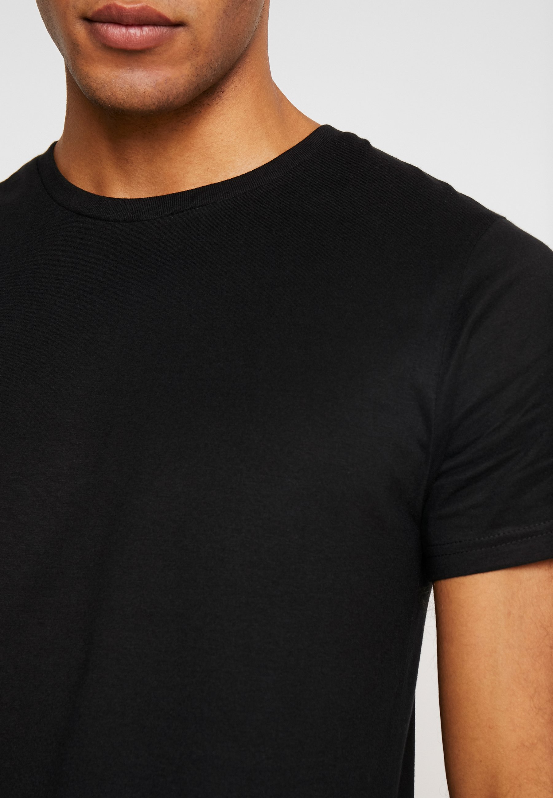 magliette su zalando