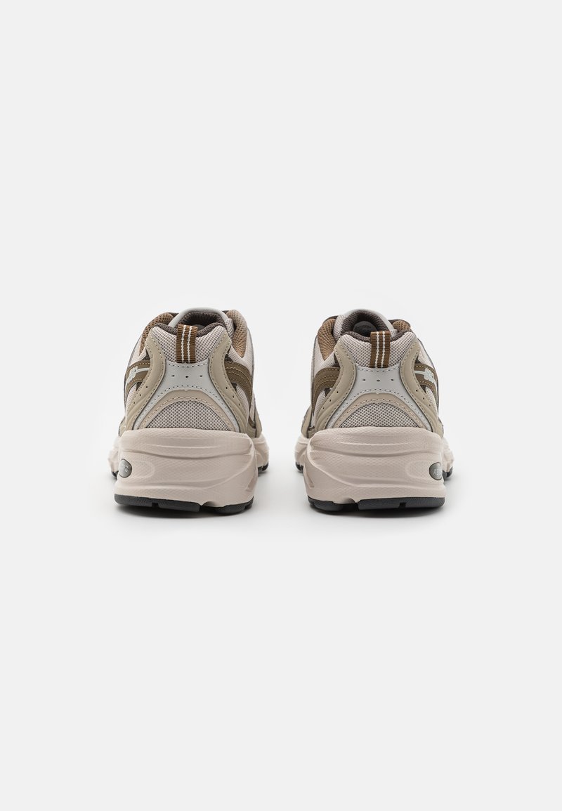mr530 unisex sneakers laag
