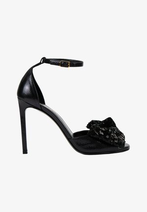 Saint Laurent, Sandales à talons hauts - black