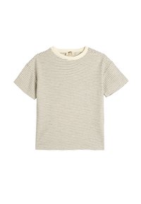 Camisa de manga corta en beige claro con finas rayas horizontales grises. Tejido de algodón suave con cuello redondo y corte relajado.