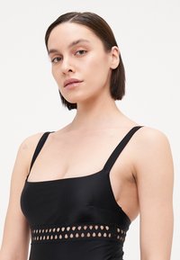 BOSS EYELET SWIMSUIT - Kopalke - black