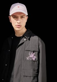 Makia MAGNOLIA JACKET UNISEX - Letná bunda - black