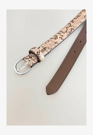 Snake print belt in light beige and brown, featuring a shiny silver metal buckle and a smooth brown leather backing,  with five holes.