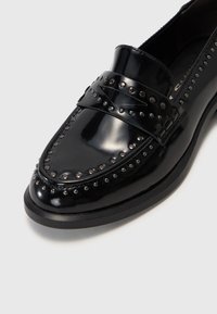 Tamaris Moccasins - black
