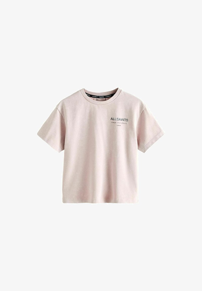 Gaiši rozā T-krekls ar īsām piedurknēm, uz kreisās krūšu daļas uzdrukāts „ALLSAINTS” un japāņu valodas teksts.