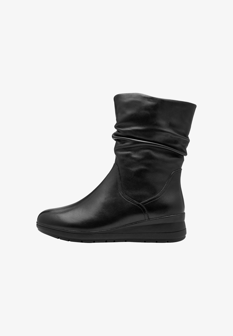 Schwarze Knöchelstiefel aus glänzendem Leder mit einem lässigen Design, abgerundeter Zehenpartie und einer niedrigen Keilsohle für zusätzlichen Komfort.
