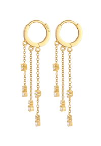 Pendientes de aro de oro con cadenas colgantes que presentan pequeñas gemas transparentes. El diseño incluye intrincados acentos en oro.